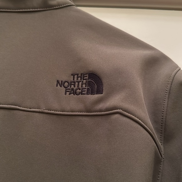 The North Face Jacket SzM Military Olive Green - Picture 9 of 9